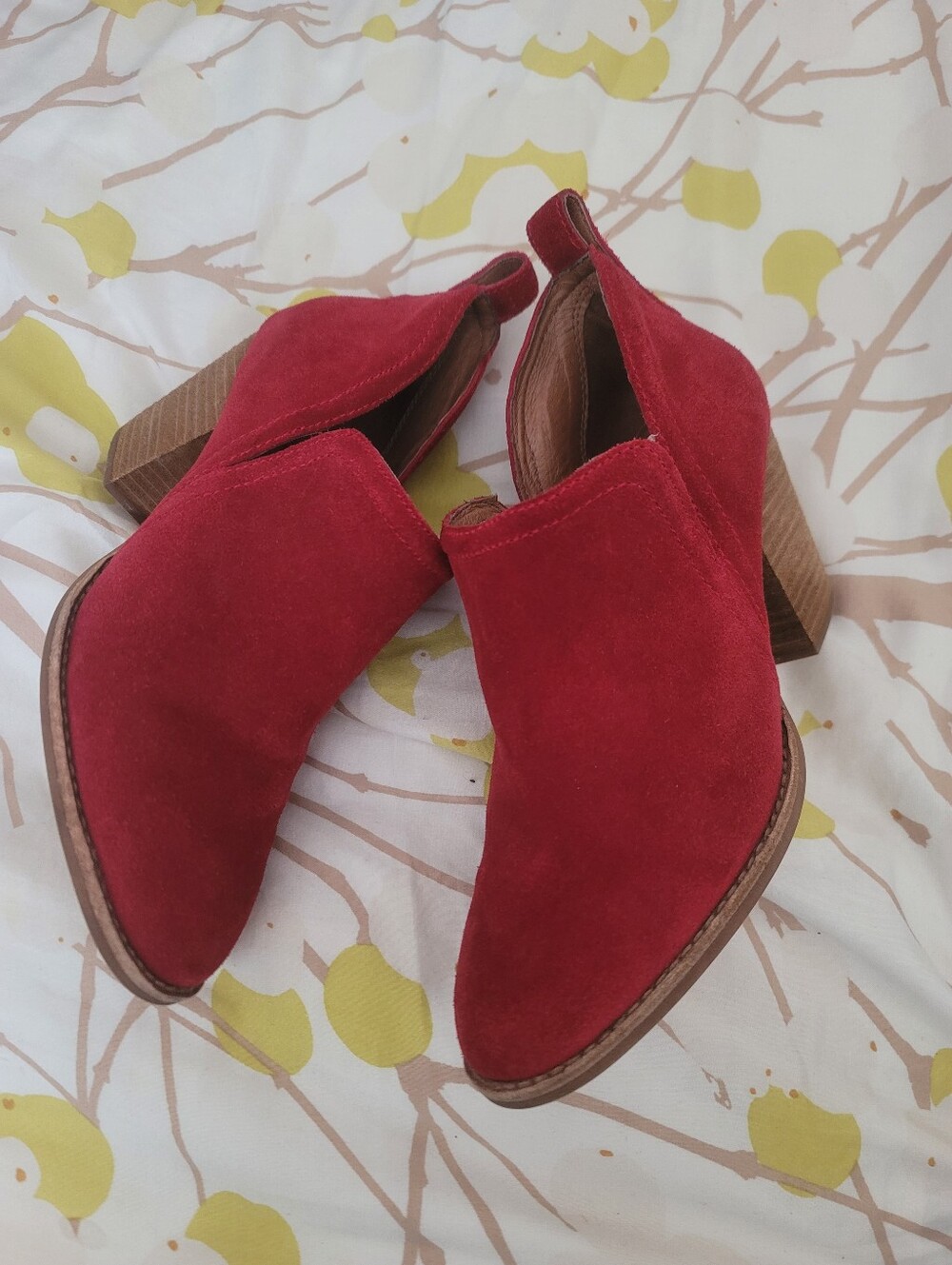 Jeffrey Campbell Rosalee Red Suede Chelsea Booties S 7.5